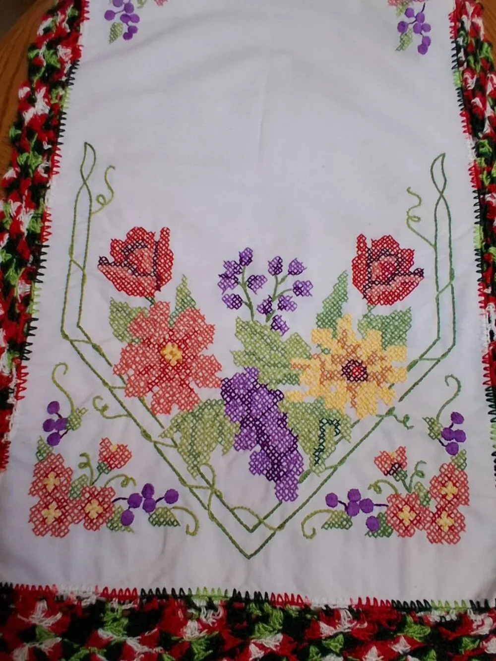 Embroidered Floral Table Runner